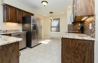 15-17 Boughton St in Danbury, CT - Building Photo - Building Photo
