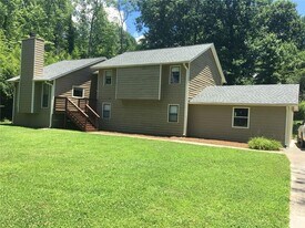 3562 Bryant Ln in Marietta, GA - Building Photo