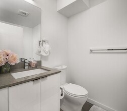 5114 24th Ave NE in Seattle, WA - Building Photo - Building Photo