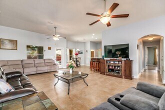 5202 English Oak Dr in Pace, FL - Building Photo - Building Photo