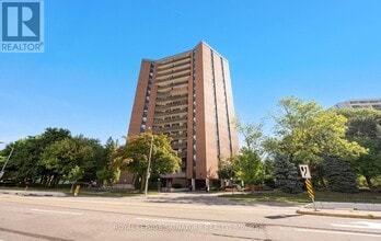 335-335 Mill Rd in Toronto, ON - Building Photo - Building Photo