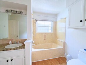 3942 Shoal Creek Blvd in Austin, TX - Building Photo - Building Photo