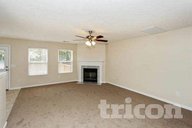 612 Elderberry Way in Murfreesboro, TN - Foto de edificio - Building Photo