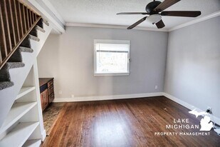 911 Chatham St NW in Grand Rapids, MI - Building Photo