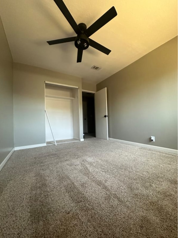 136 Lakehurst Dr in Vacaville, CA - Building Photo - Building Photo