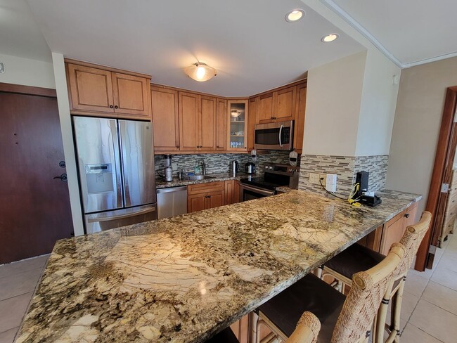 1925 Kalakaua Ave in Honolulu, HI - Building Photo - Building Photo