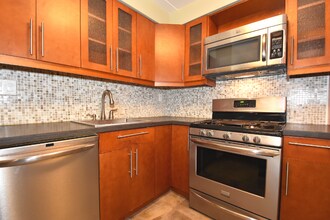 5 Bayard Rd in Pittsburgh, PA - Building Photo - Building Photo