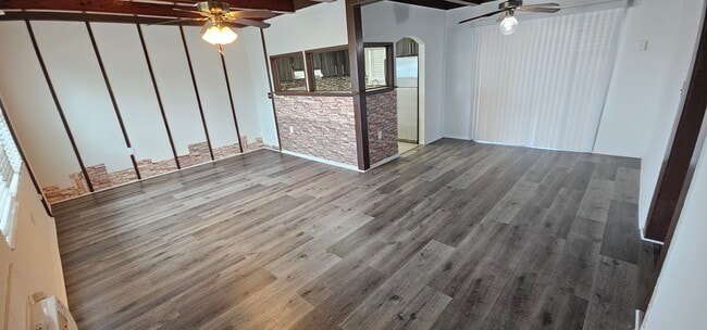 1360 Oxford Dr, Unit A in Englewood, FL - Foto de edificio - Building Photo