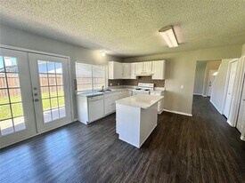 2508 S Center St in Arlington, TX - Building Photo