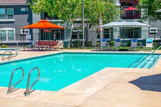 The Lofts Apartment Homes in Sacramento, CA - Building Photo - Building Photo