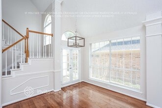 808 Olde Towne Dr in Irving, TX - Building Photo - Building Photo