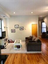 1931 N Hoyne Ave in Chicago, IL - Building Photo - Building Photo