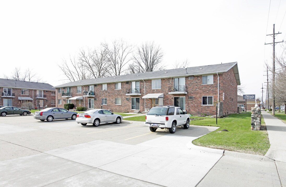 Moulon Square Apartments in St. Clair Shores, MI - Building Photo