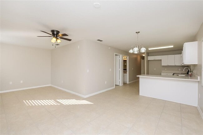 1002 W Madison St in Plant City, FL - Building Photo - Building Photo