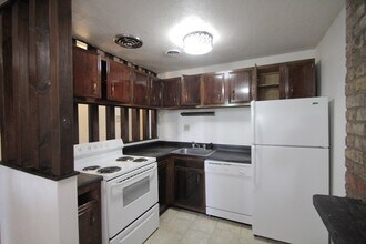 315 S Trenton Ave, Unit 2 in Pittsburgh, PA - Building Photo - Building Photo