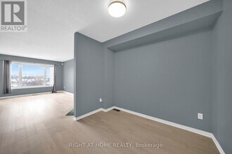 175 Kincardine Dr in Ottawa, ON - Building Photo - Building Photo