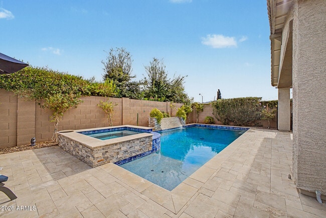 property at 19987 W Glenrosa Ave