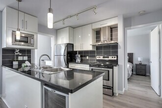 188 Keefer Pl in Vancouver, BC - Building Photo - Building Photo