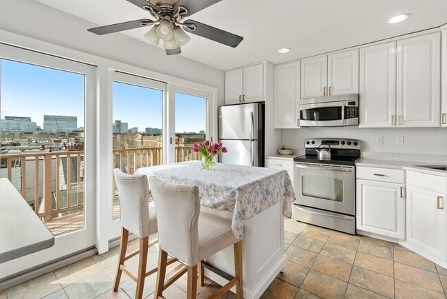 48-50 Russell St in Boston, MA - Building Photo - Building Photo