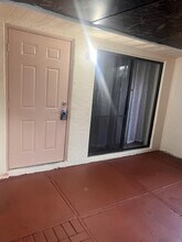 30 Crossings Cir, Unit D in Boynton Beach, FL - Foto de edificio - Building Photo