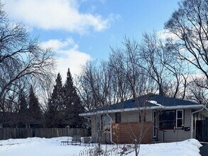 7313 65th Ave N in Minneapolis, MN - Building Photo - Building Photo