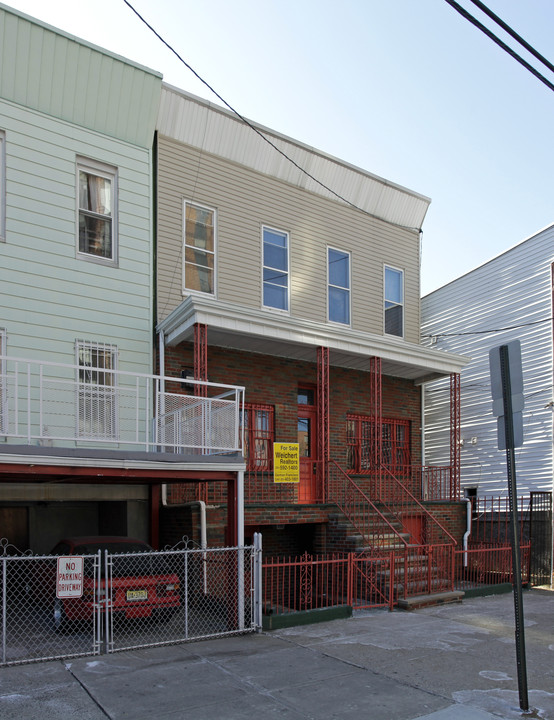521 22nd St in Union City, NJ - Foto de edificio