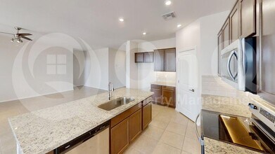 2050 E Piedmont Pl in Casa Grande, AZ - Building Photo - Building Photo