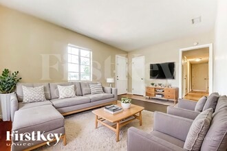 1240 Stockton Dr in Clearwater, FL - Building Photo - Building Photo