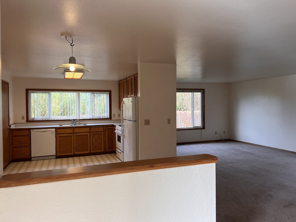 1120 Spear Ave in Arcata, CA - Building Photo