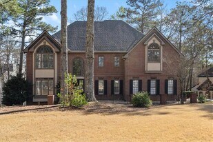 530 Slane Trce in Roswell, GA - Building Photo