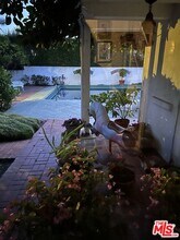 311 Amalfi Dr in Santa Monica, CA - Building Photo - Building Photo