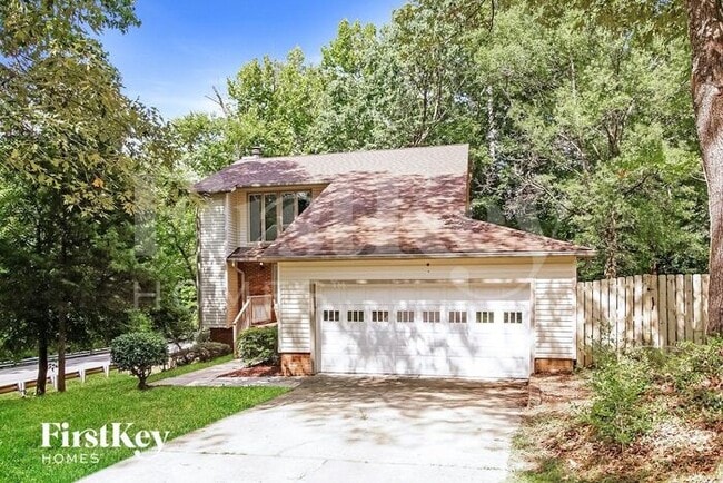 property at 606 Mirawood Trail NE