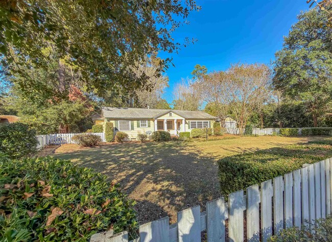 property at 514 Glenview Dr