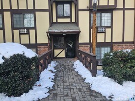 50 Aiken St in Norwalk, CT - Building Photo