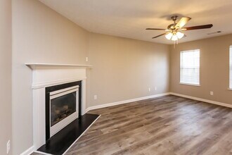 204 Springbottom Dr SE in Lawrenceville, GA - Building Photo - Building Photo