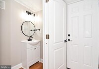 2644 E Hoffman St photo'