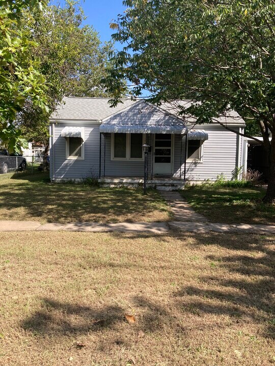 1714 S Waco Ave in Wichita, KS - Building Photo
