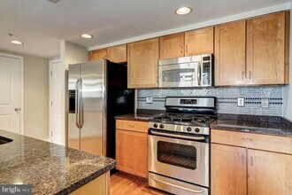 1220 N Fillmore St in Arlington, VA - Building Photo - Building Photo