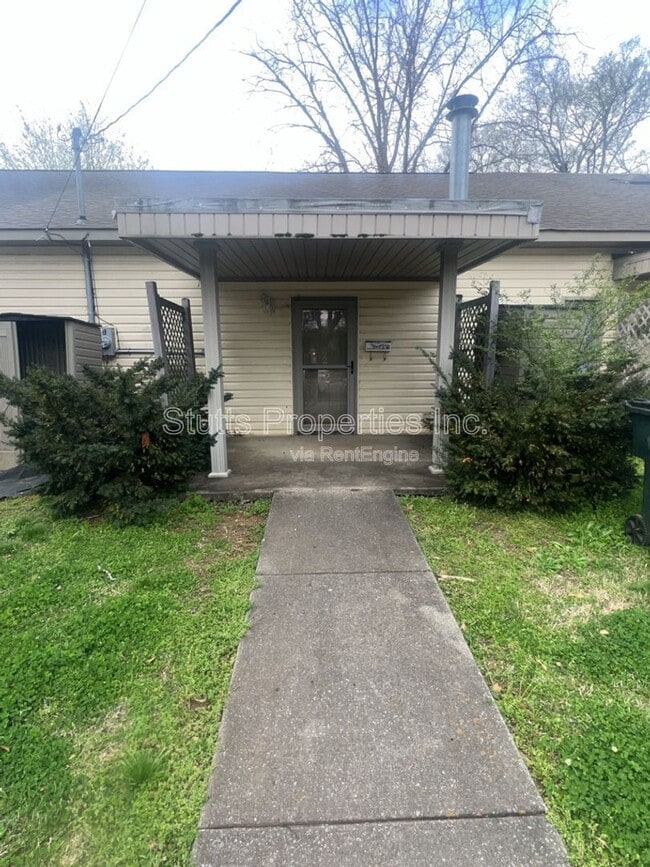 property at 202 S Cave St