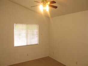 5992 S Nantac Rim Dr in Tucson, AZ - Building Photo - Building Photo