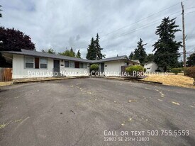 12803 SE 25th Ave in Oak Grove, OR - Building Photo