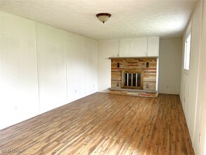 203 Bantam Ridge Rd in Wintersville, OH - Building Photo - Building Photo