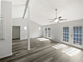 8701 E 109 Terrace in Kansas City, MO - Building Photo - Building Photo