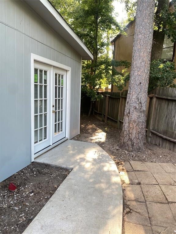 property at 13 Canyon Oak Pl