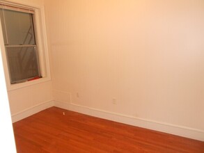 63 Burbank St, Unit 20 in Boston, MA - Building Photo - Building Photo