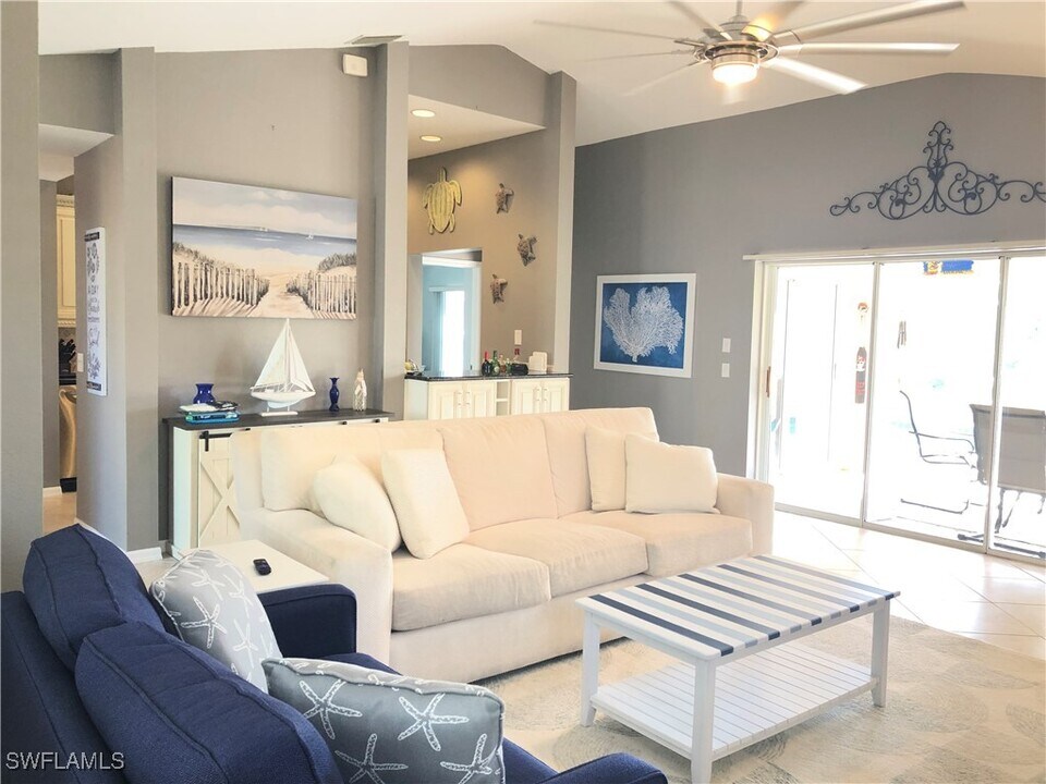 4017 Big Pass Ln in Punta Gorda, FL - Building Photo