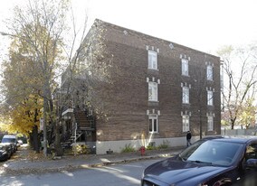 2195 Parthenais in Montréal, QC - Building Photo