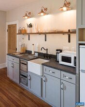 829 Belmont Ave in Charlottesville, VA - Building Photo - Building Photo