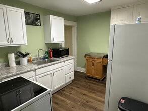 447 Buffalo St, Unit 447.5 in Conneaut, OH - Building Photo - Building Photo