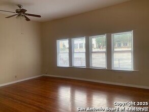 116 Corona Ave in Alamo Heights, TX - Building Photo - Building Photo